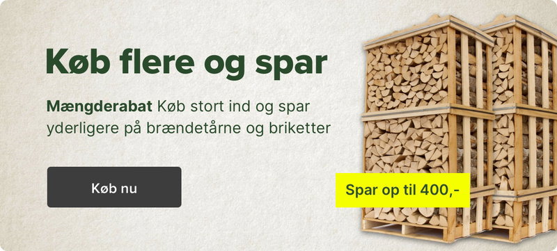 Banner med stablede brændetårne i trækasser til højre og tekst til venstre: 'Køb flere og spar', 'Mængderabat' samt knap 'Køb nu' og mærkat 'Spar op til 400,-'
