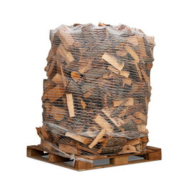 Dansk Blandet hårdttræ - Brændeovnsbrænde 25 cm | Dansk Brænde Pallet med dansk blandet hårdttræ brænde i 25 cm længder indpakket i netpose, ideelt til pejs og brændeovn – producent: Dansk Brænde
